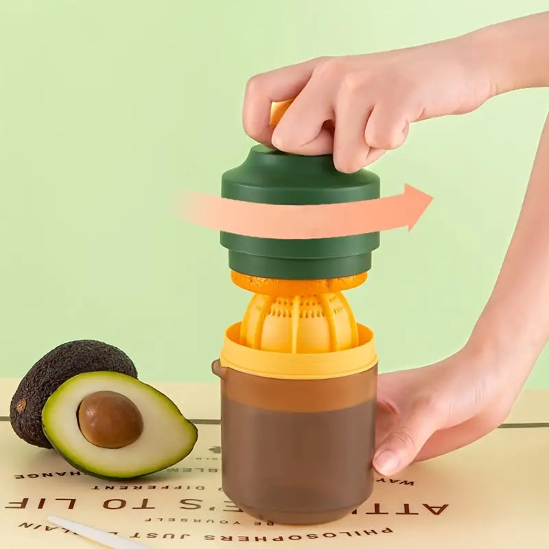 Mini Portable Manual Juicer